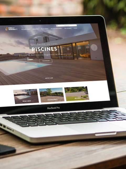 caroline-wartel-directrice artistique-graphiste-freelance-paris-artiste-plasticienne-